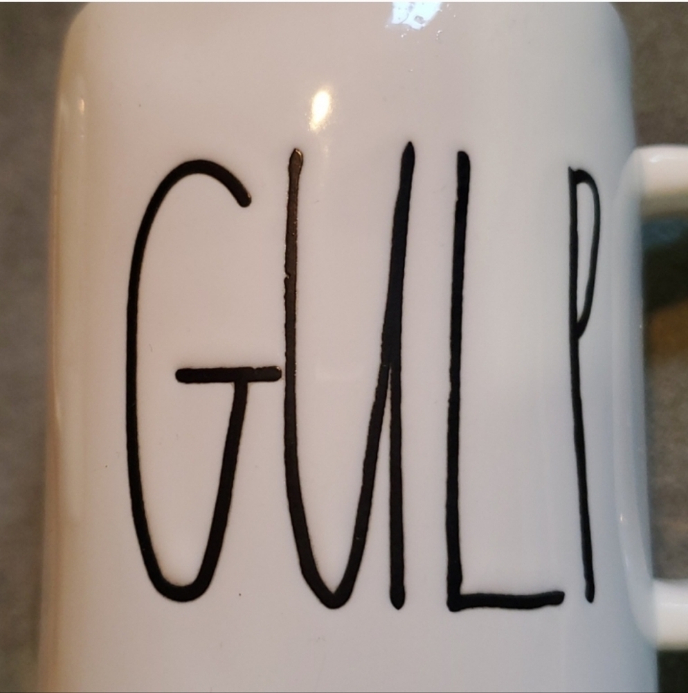 Set of 2 Rae Dunn mugs - Picture 4 of 5